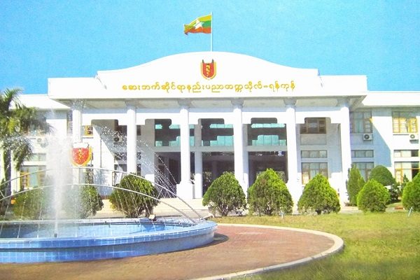 ဆေးဘက်ဆိုင်ရာ နည်းပညာဘွဲ့ (ပေါင်းကူး) သင်တန်းများအတွက် လျှောက်လွှာ ခေါ်ယူခြင်း