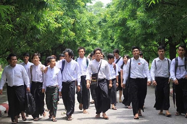 နည္းပညာတကၠသိုလ္ ေက်ာင္းသားသမဂၢ အခ်က္ ေလးခ်က္ ေတာင္းဆုိ