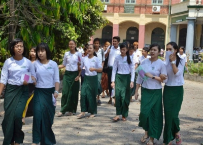 ေက်ာင္းတက္ေနေသာ ေက်ာင္းသား/သူမ်ားသာ အေျခခံပညာၿပီးေျမာက္ေၾကာင္းလက္မွတ္ေပးမည္